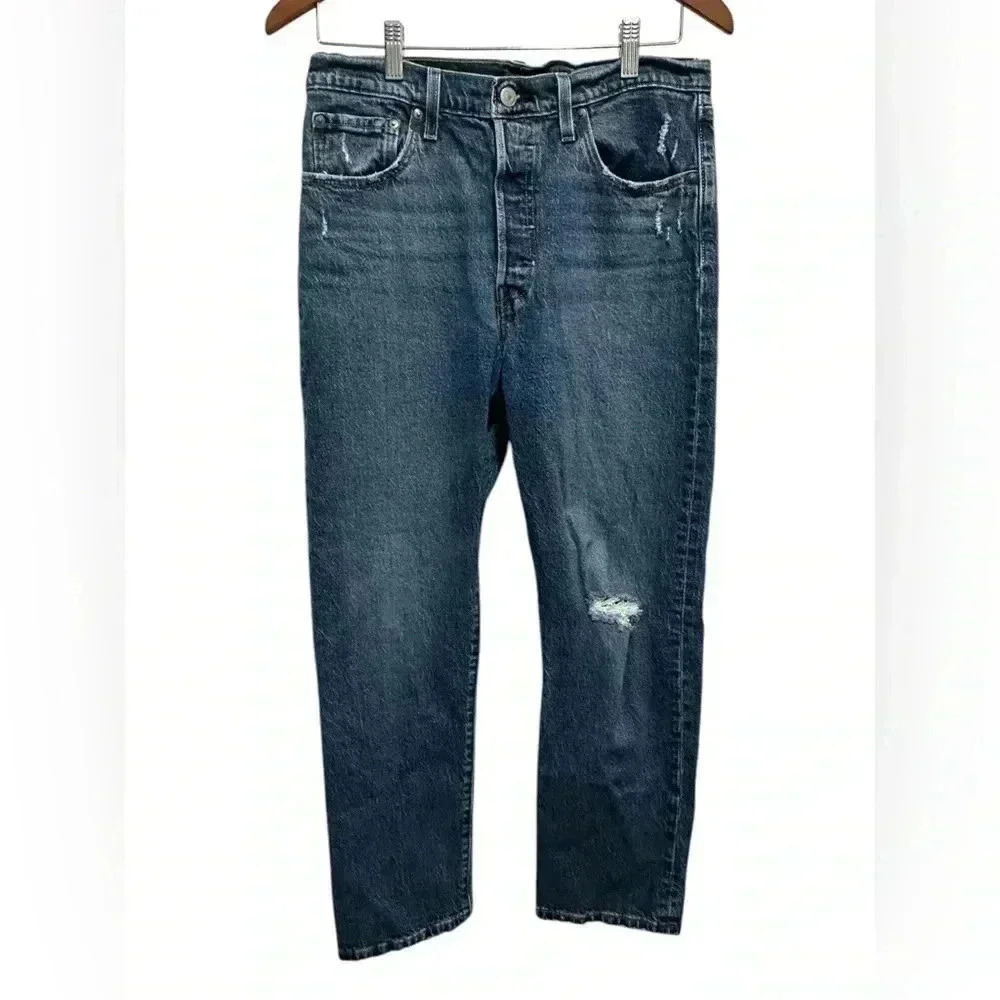 LEVIS 501 Distressed High Rise Straight Leg Jeans size 29” inseam 28”